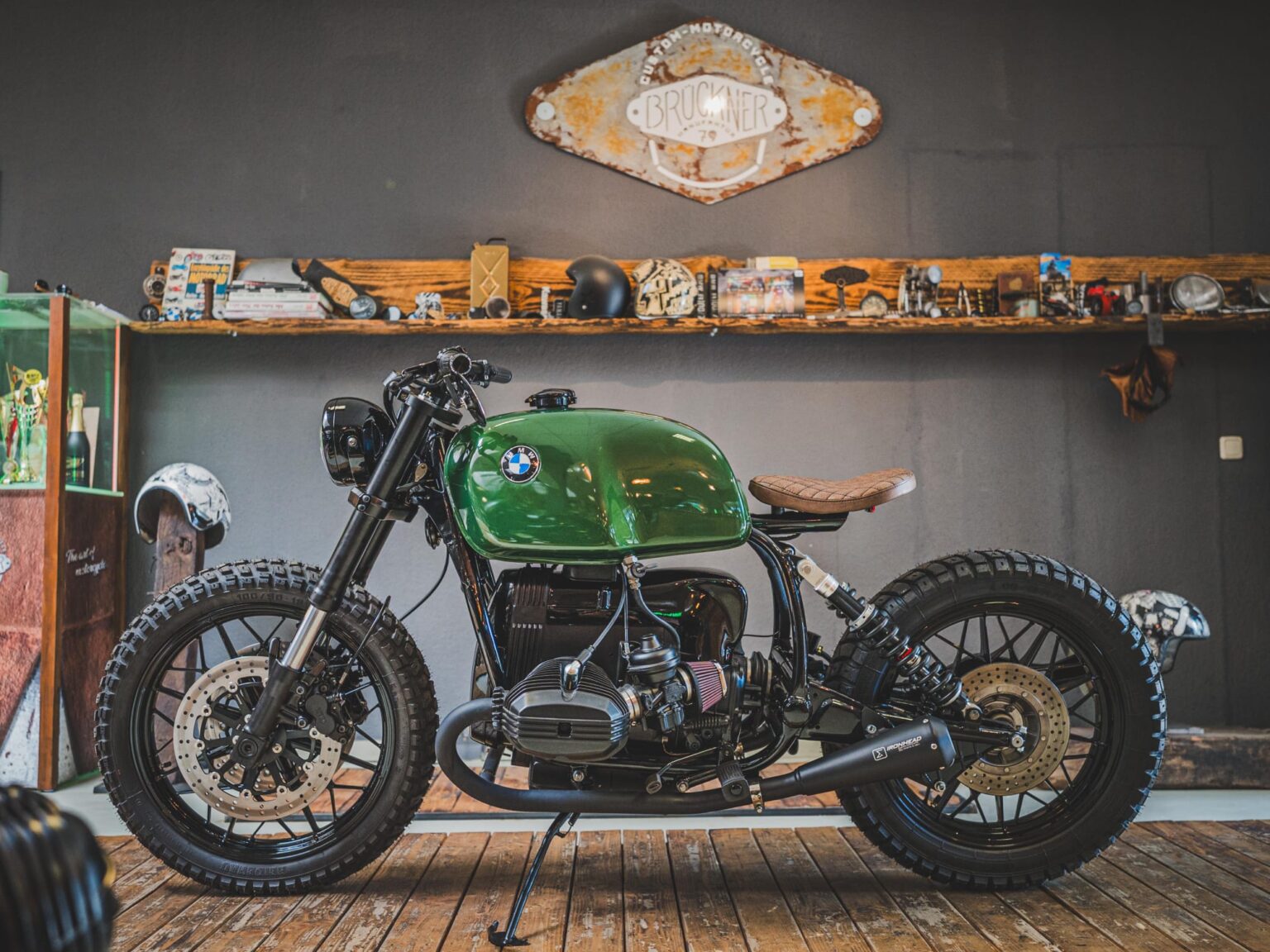 BMW R100 Pur-Green Scrambler – BRÜCKNER MANUFAKTUR