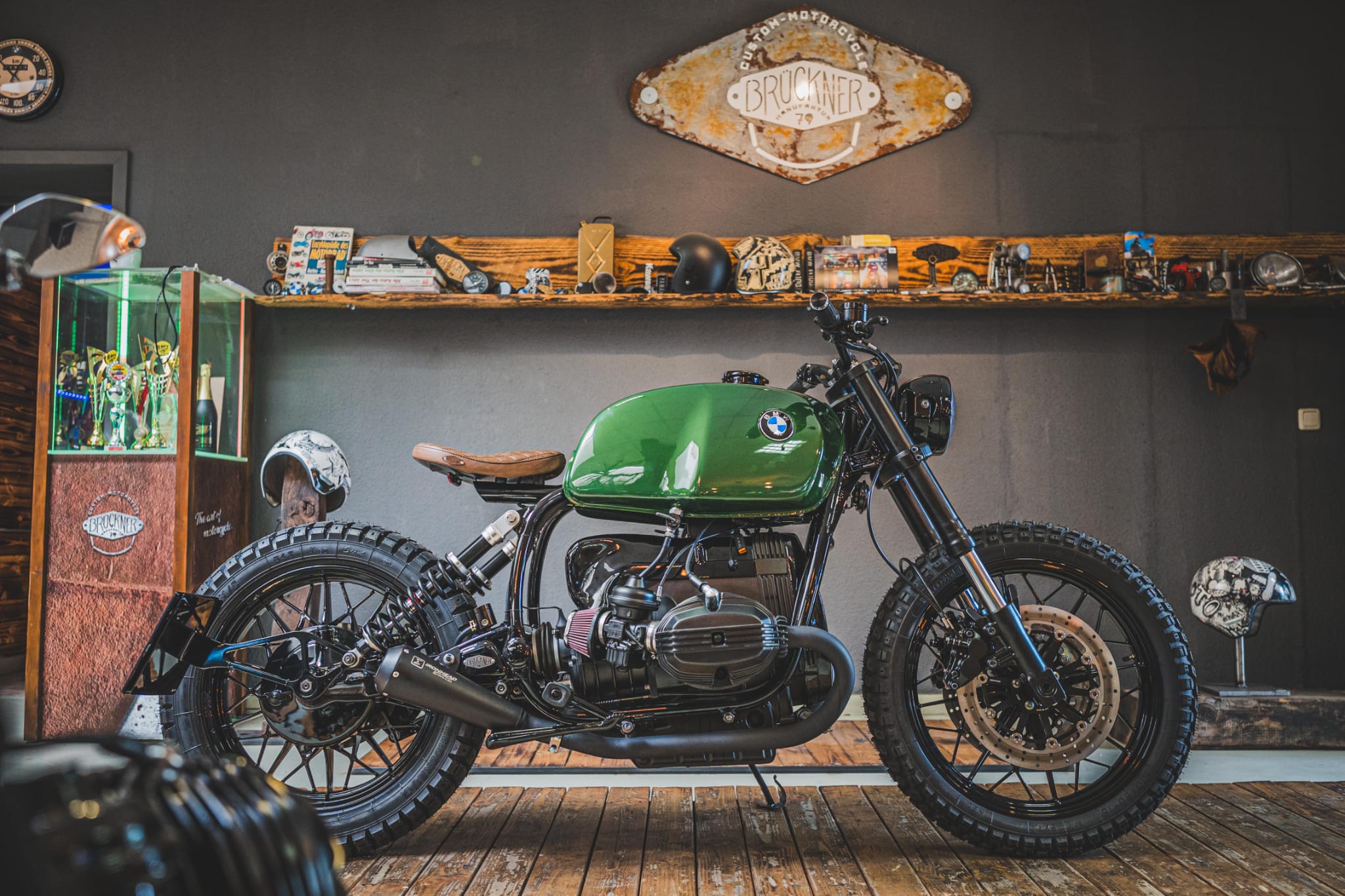 BMW R100 Green Scrambler - Cafe Racer - Custom Bikes from Brückner Manufaktur