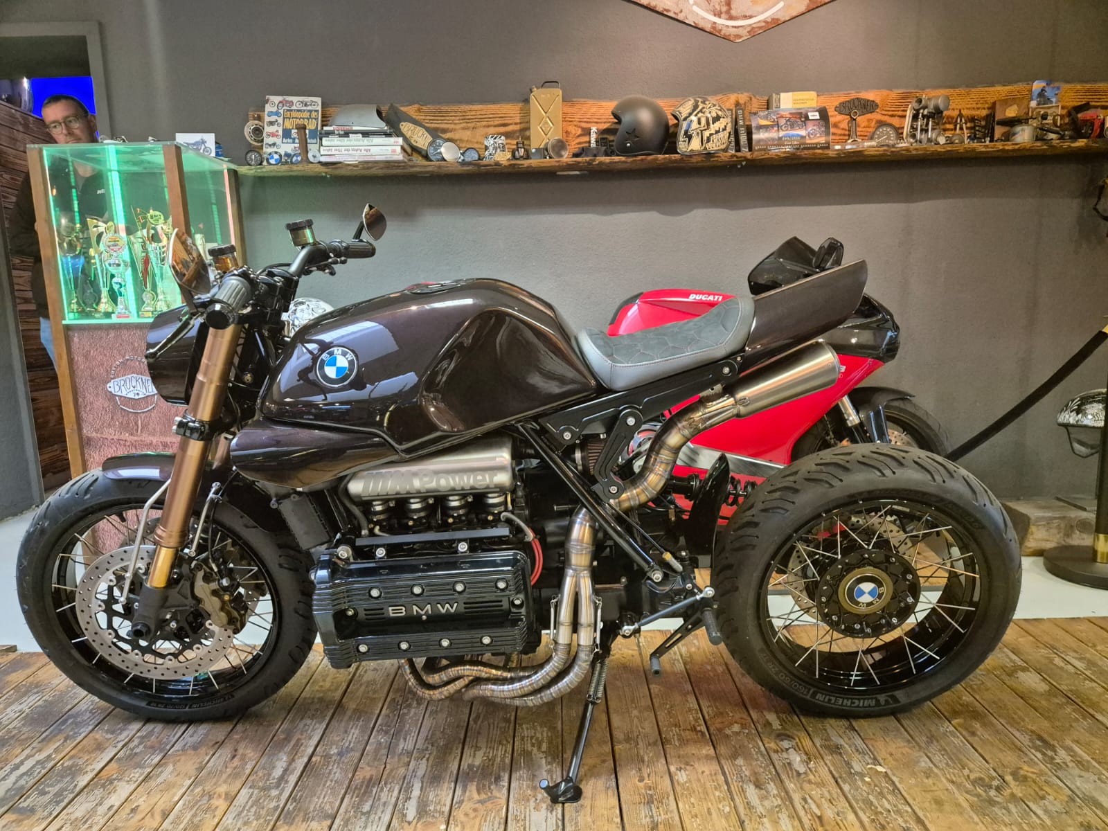 BMW K100 Power Brick - Cafe Racer - Custom Bikes from Brückner Manufaktur